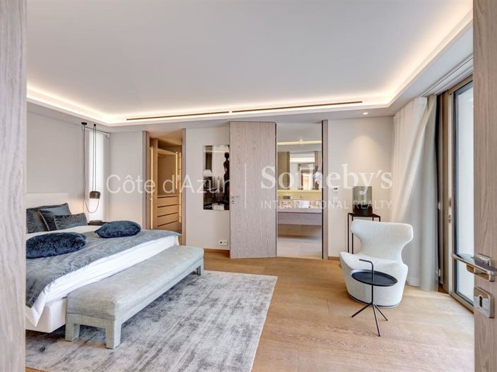 Image No.15-9 Bed House for sale