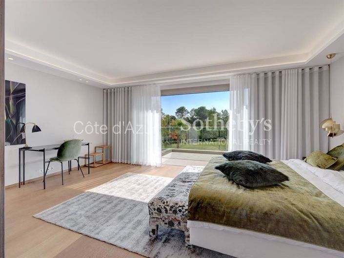 Image No.16-9 Bed House for sale