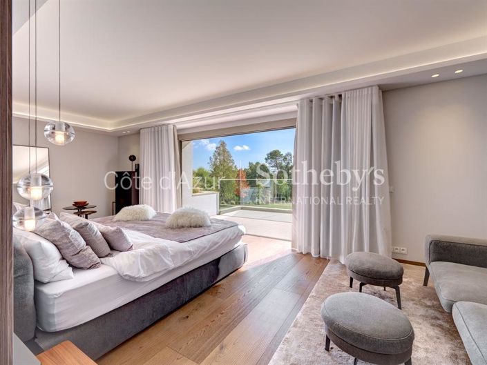 Image No.17-9 Bed House for sale