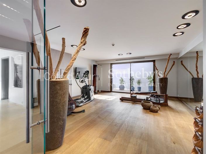 Image No.19-9 Bed House for sale