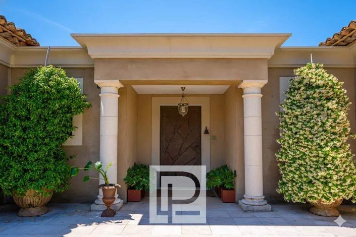 Image No.25-5 Bed House for sale