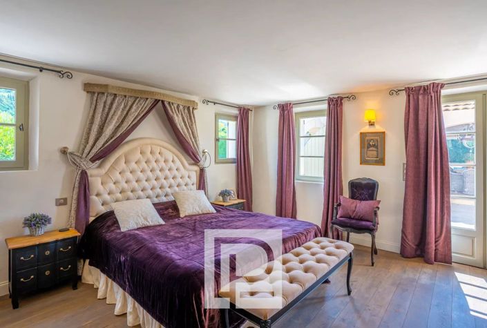 Image No.21-7 Bed House for sale