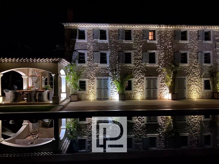 Image No.32-7 Bed House for sale