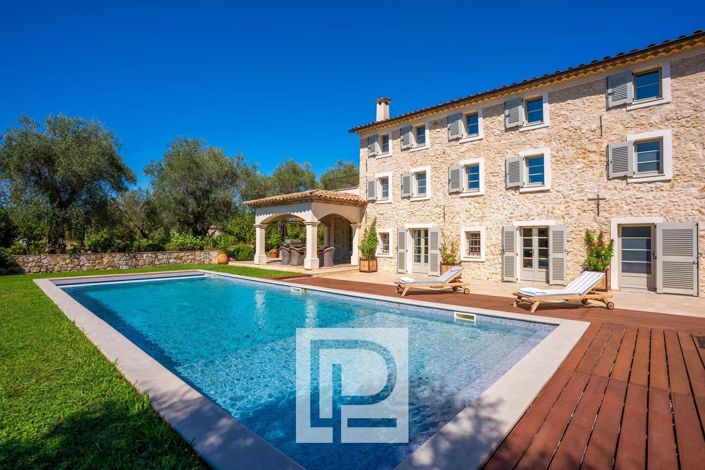 Image No.7-7 Bed House for sale