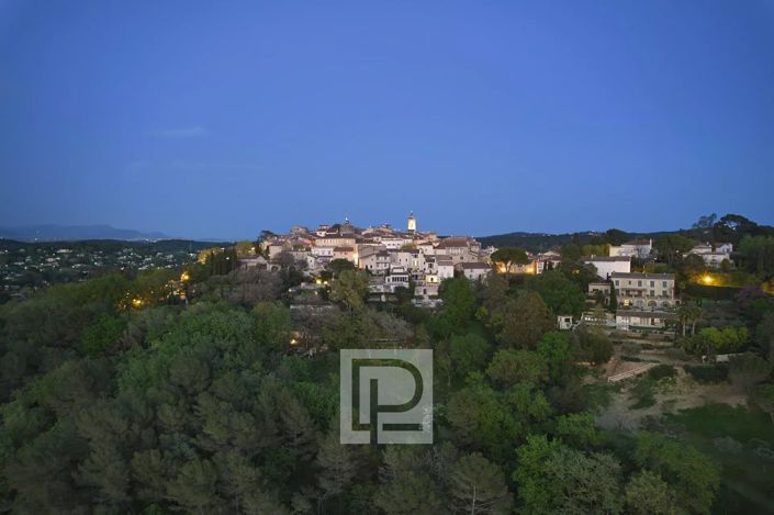 Image No.16-5 Bed House for sale