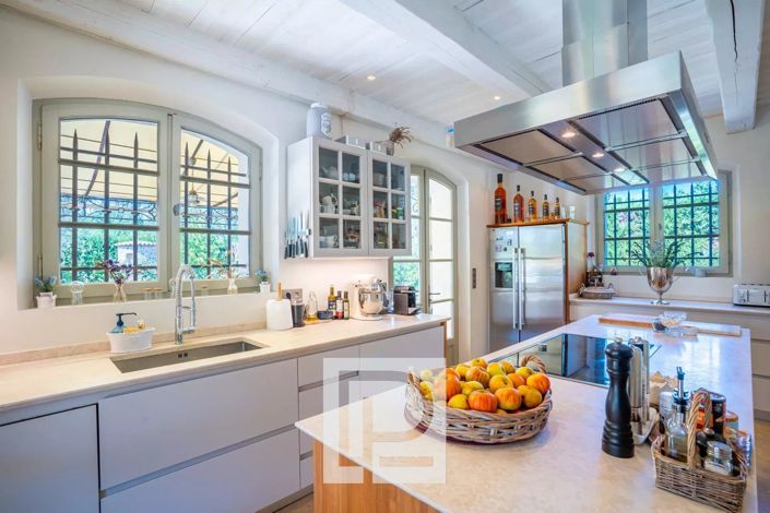 Image No.17-7 Bed House for sale