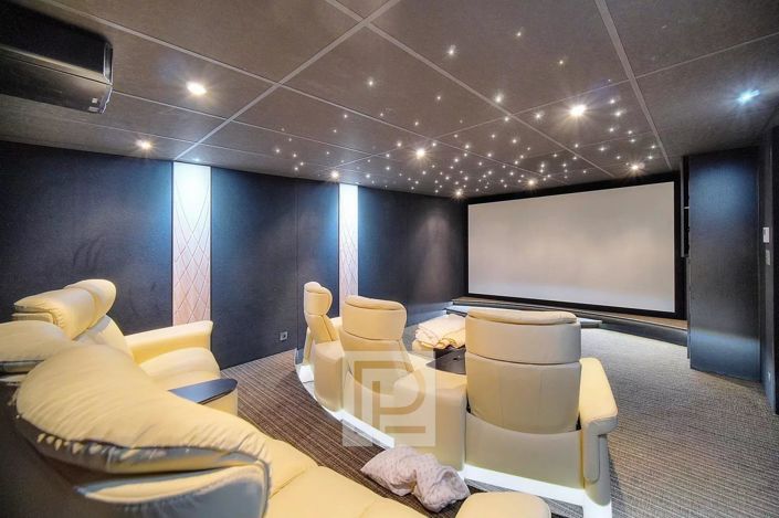 Image No.14-8 Bed House for sale