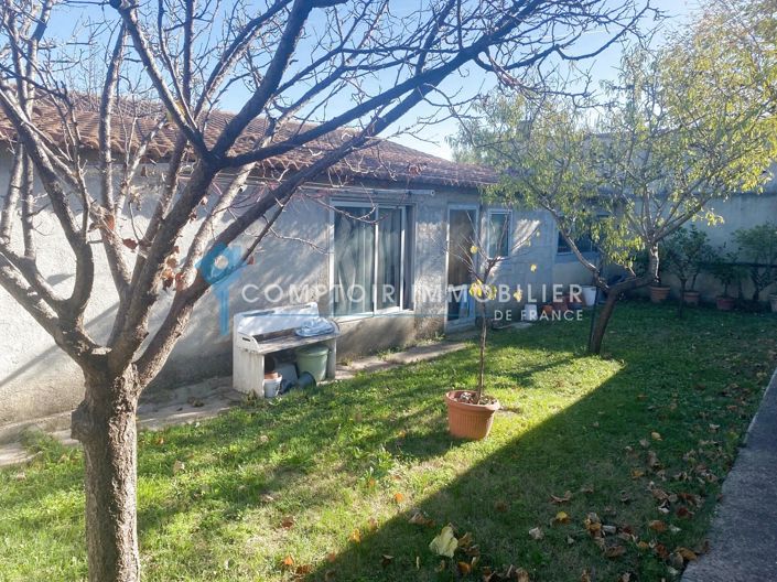 Image No.4-2 Bed House for sale