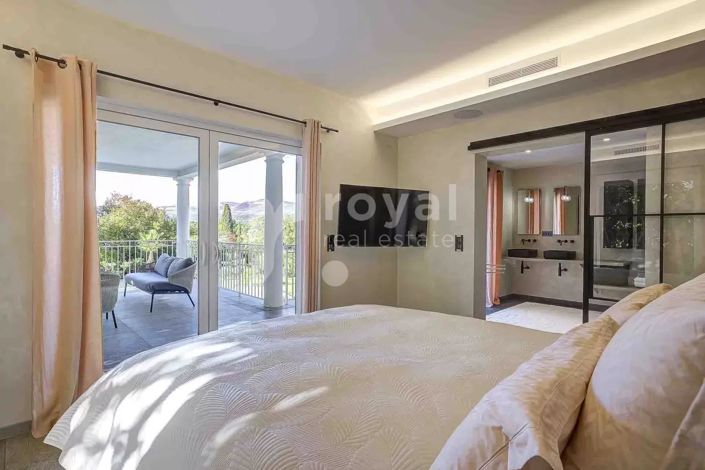 Image No.15-5 Bed House for sale