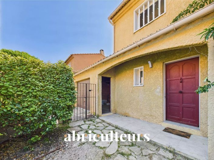 Image No.19-4 Bed House for sale