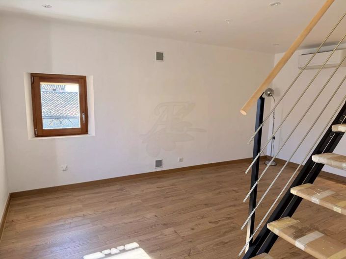 Image No.25-3 Bed House for sale