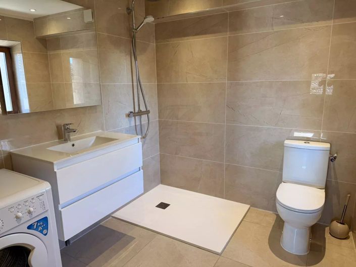 Image No.30-3 Bed House for sale