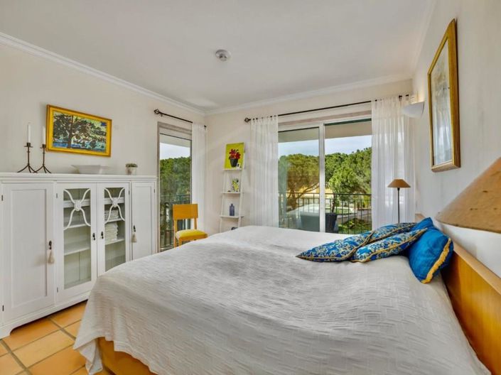 Image No.17-2 Bed Apartment for sale