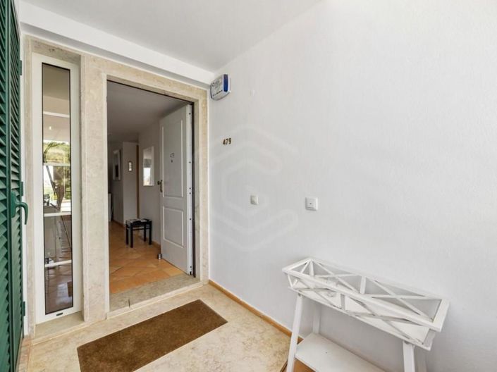 Image No.25-2 Bed Apartment for sale