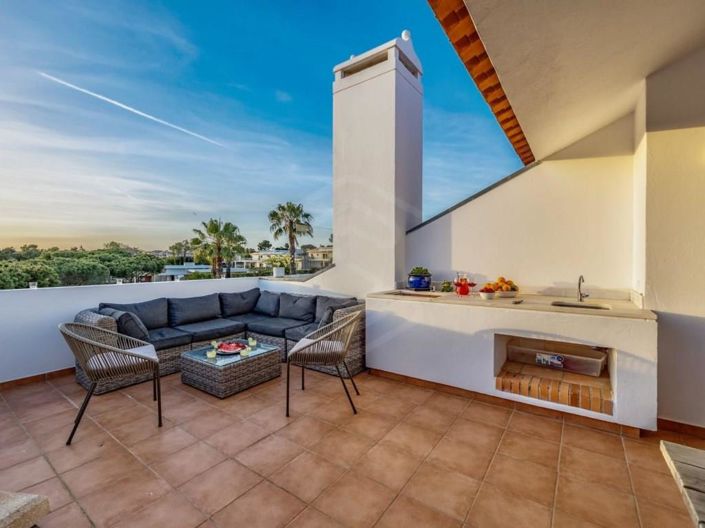 Image No.31-2 Bed Apartment for sale