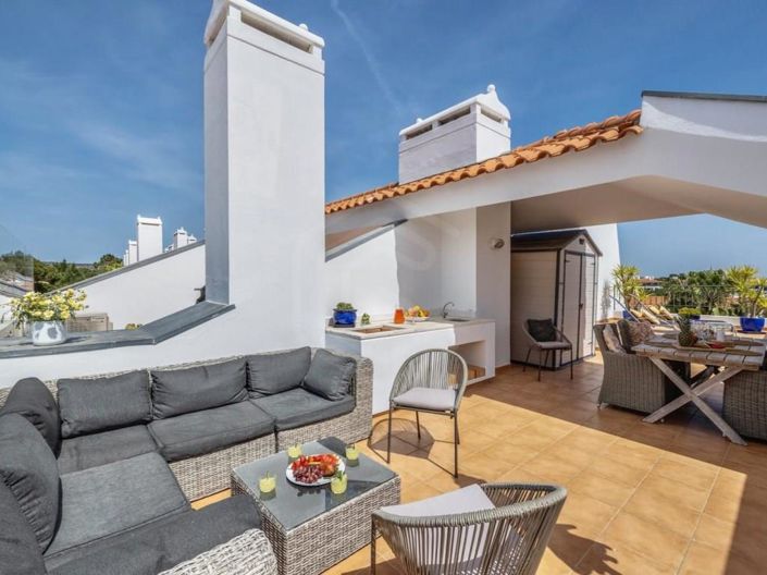 Image No.33-2 Bed Apartment for sale