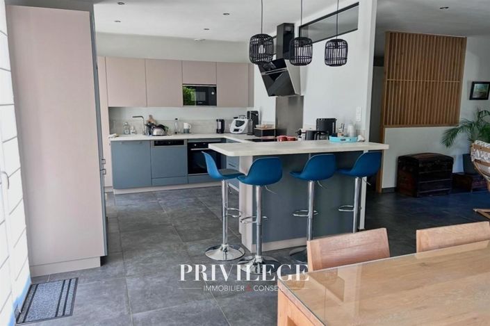 Image No.10-Maison de 4 chambres à vendre à Saint-Cyr-au-Mont-d'Or