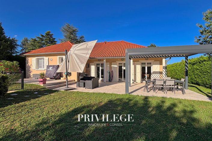 Image No.2-Maison de 4 chambres à vendre à Saint-Cyr-au-Mont-d'Or