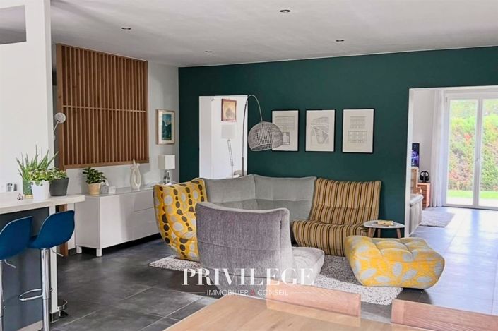 Image No.8-Maison de 4 chambres à vendre à Saint-Cyr-au-Mont-d'Or