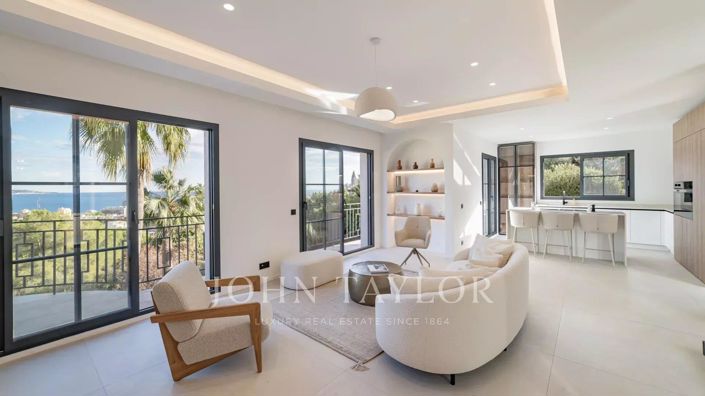 Image No.13-4 Bed House for sale