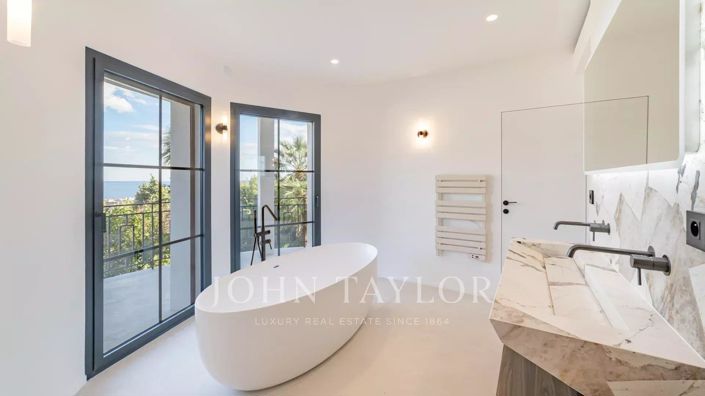 Image No.26-4 Bed House for sale