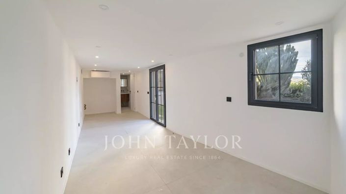 Image No.35-4 Bed House for sale