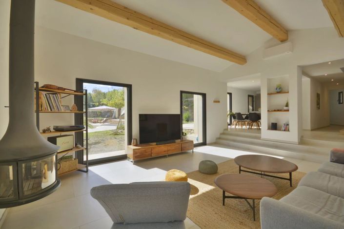 Image No.17-4 Bed House for sale