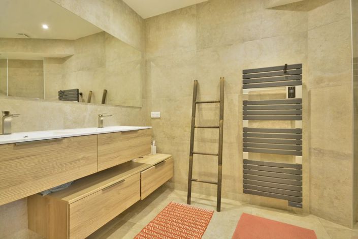 Image No.23-4 Bed House for sale