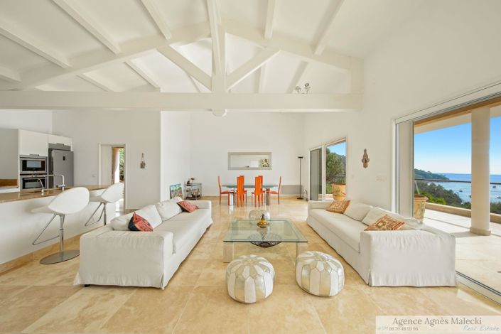 Image No.12-3 Bed House for sale