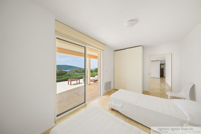 Image No.22-3 Bed House for sale