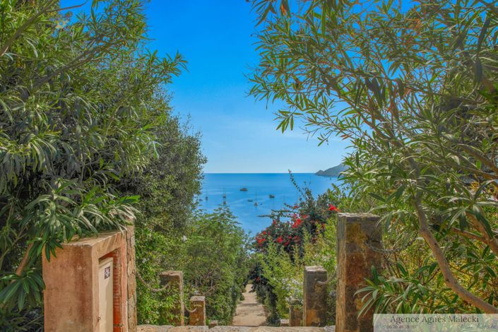 Image No.7-3 Bed House for sale