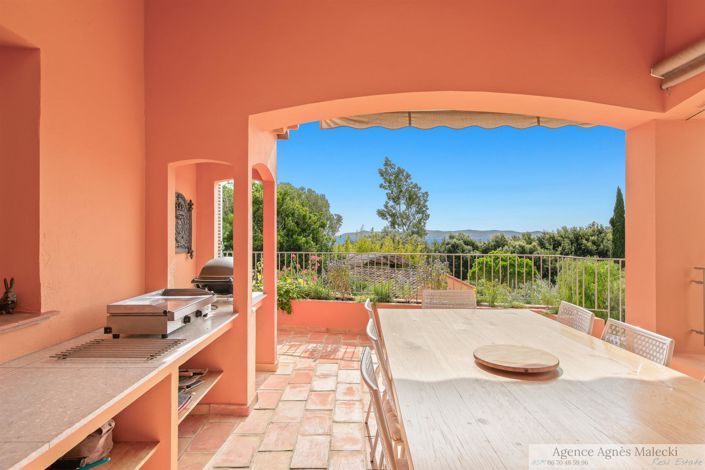 Image No.15-6 Bed House for sale