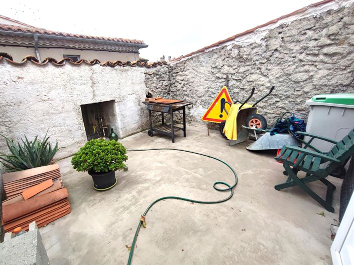 Image No.3-Maison de 2 chambres à vendre à Rieux-Minervois