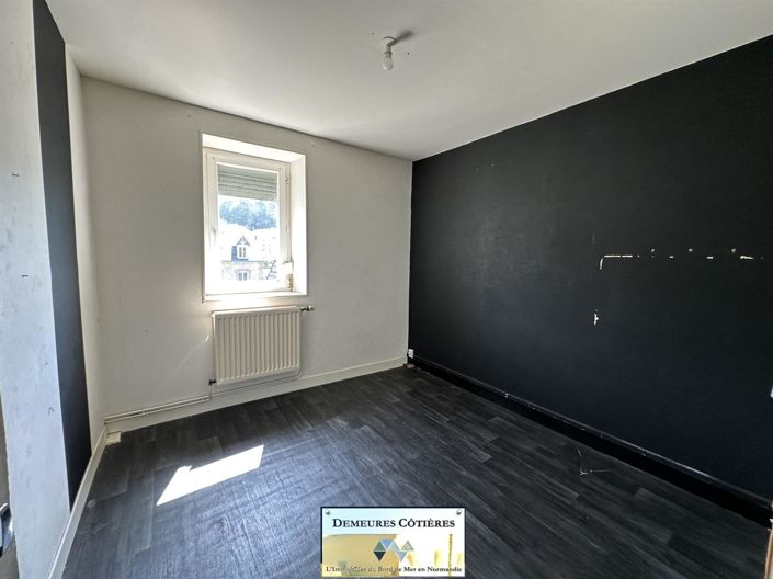 Image No.16-4 Bed House for sale