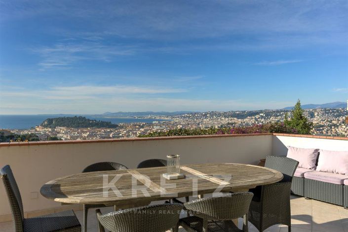 Image No.4-4 Bed Property for sale