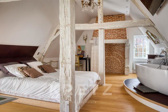 Image No.14-6 Bed House for sale