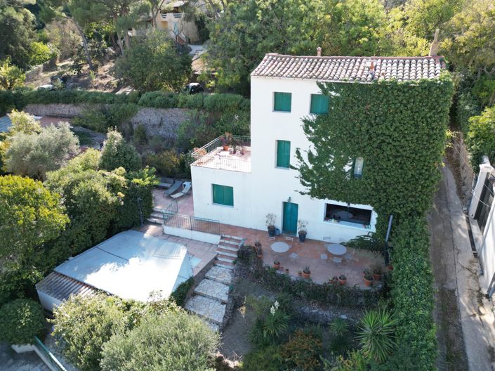 Image No.3-4 Bed House for sale