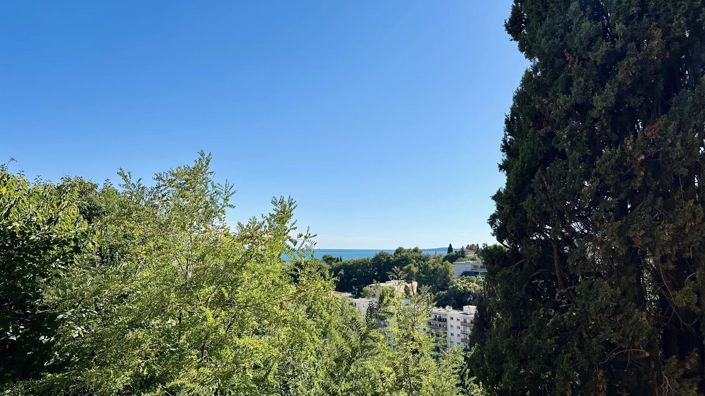 Image No.26-House for sale