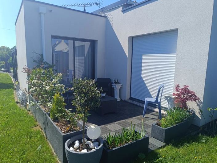 Image No.8-2 Bed House for sale