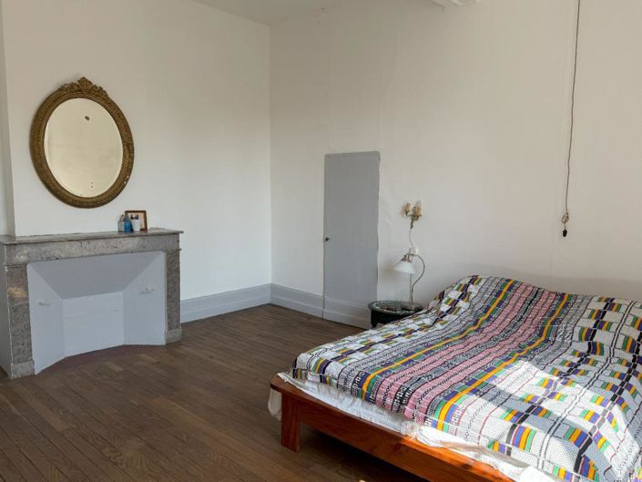 Image No.16-6 Bed House for sale