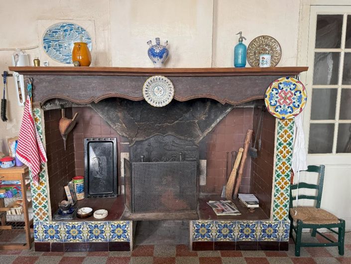 Image No.8-6 Bed House for sale