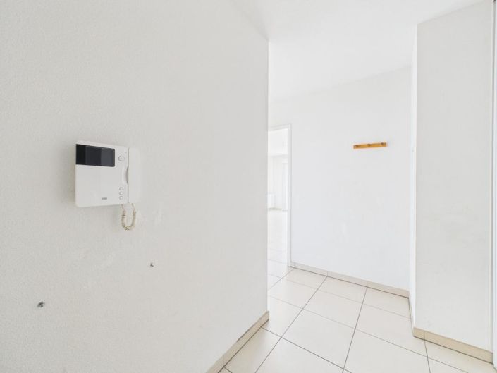 Image No.8-3 Bed Apartment for sale