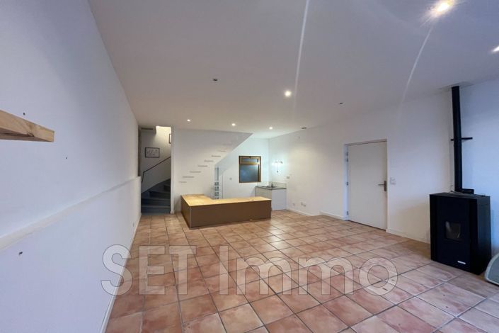 Image No.2-2 Bed House for sale