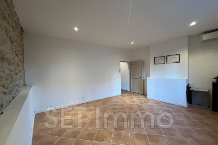 Image No.7-2 Bed House for sale