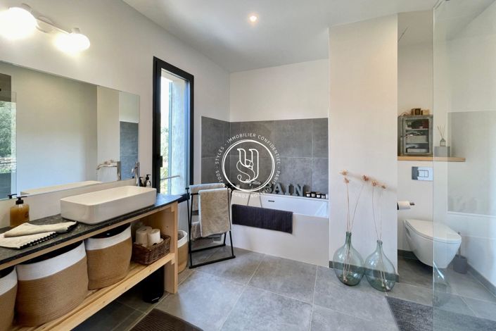 Image No.19-4 Bed House for sale