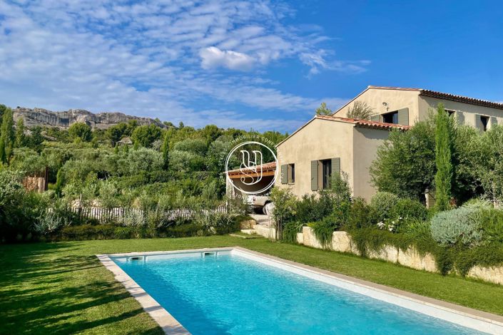 Image No.5-4 Bed House for sale