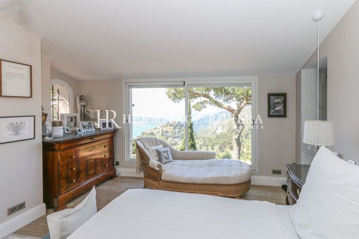 Image No.18-5 Bed House for sale