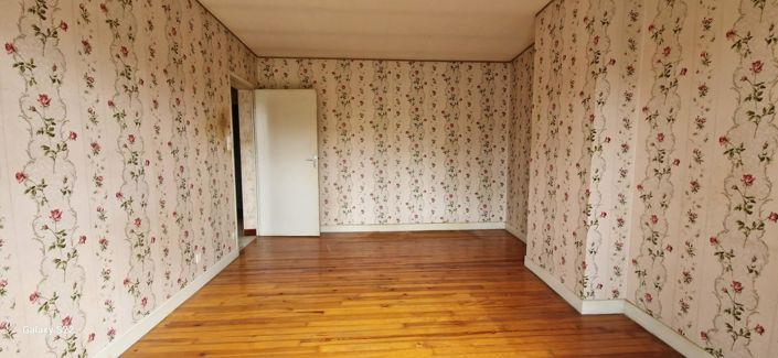 Image No.6-3 Bed House for sale