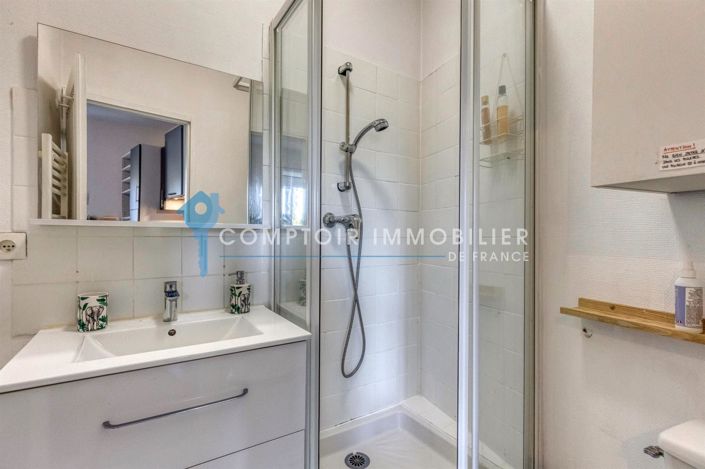 Image No.20-4 Bed House for sale