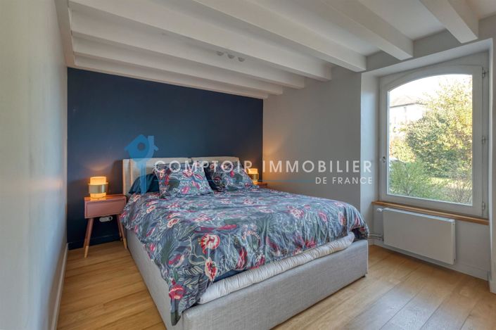 Image No.9-4 Bed House for sale